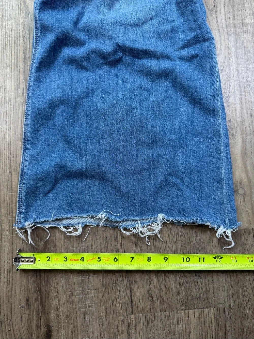 American Eagle Super High-Rise Ultra Wide Leg Distressed Jeans 6